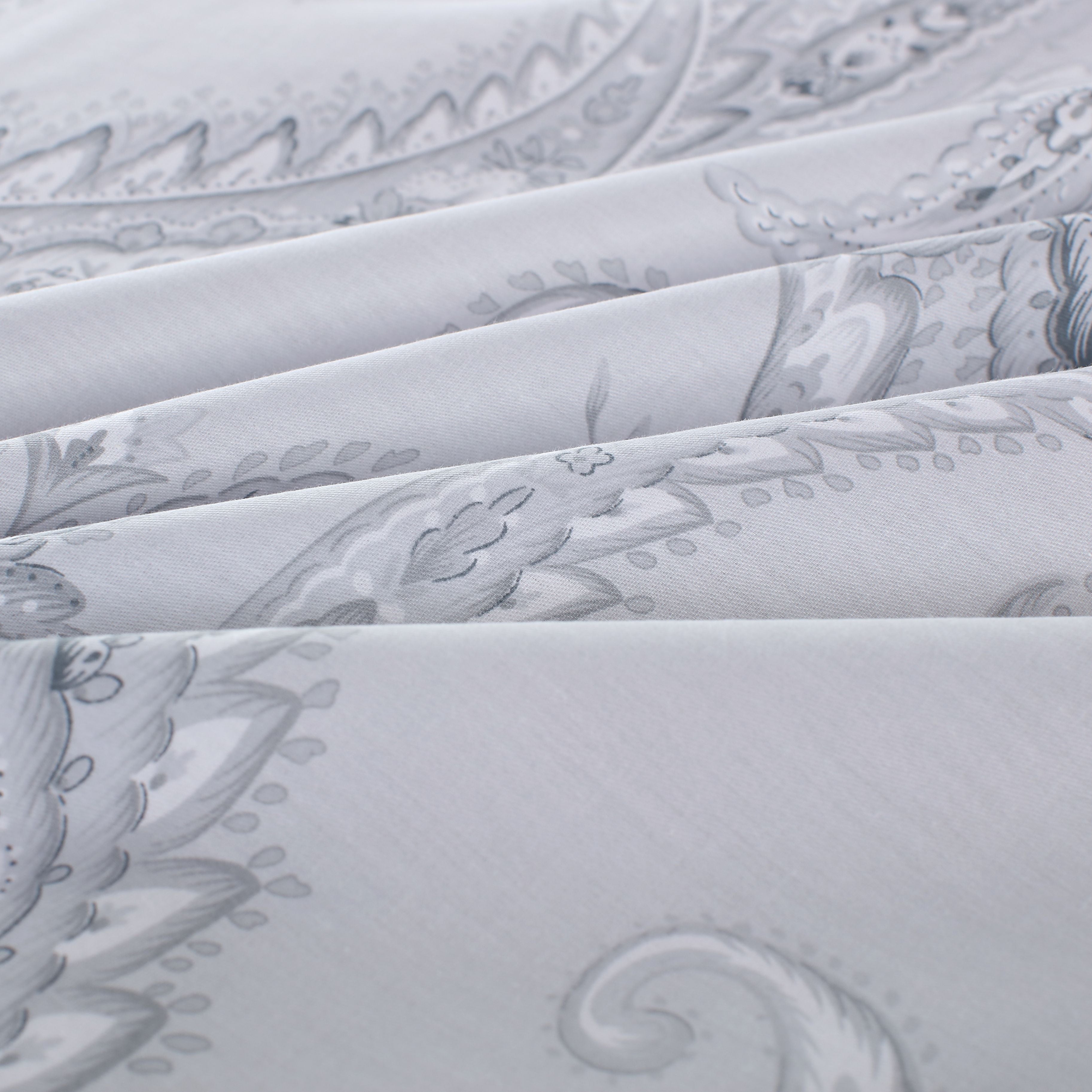 Gray Paisley 100% Cotton Bedding Set: Duvet Cover + Pillow Shams (or + Both Pillow Shams and Pillowcases)